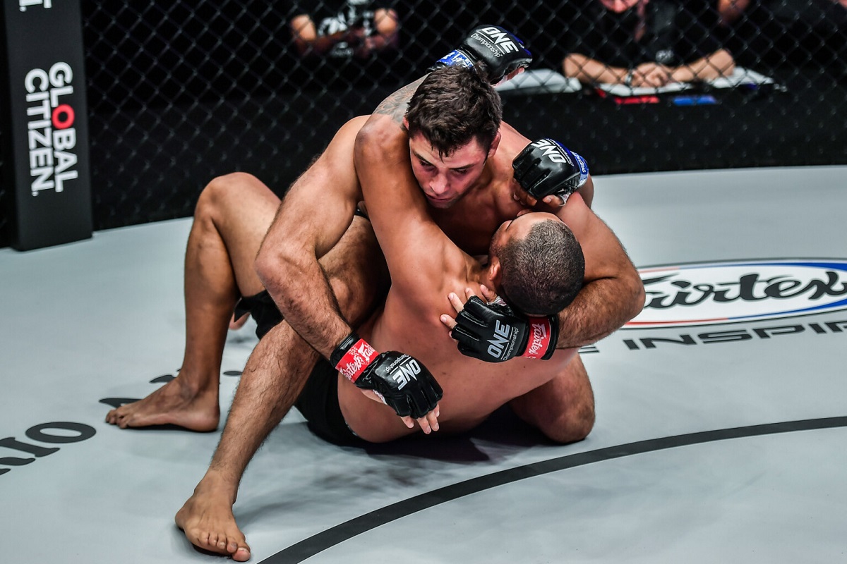 ‘Buchecha’ estreia com vitória no MMA ao finalizar Anderson ‘Braddock’ no ONE; veja