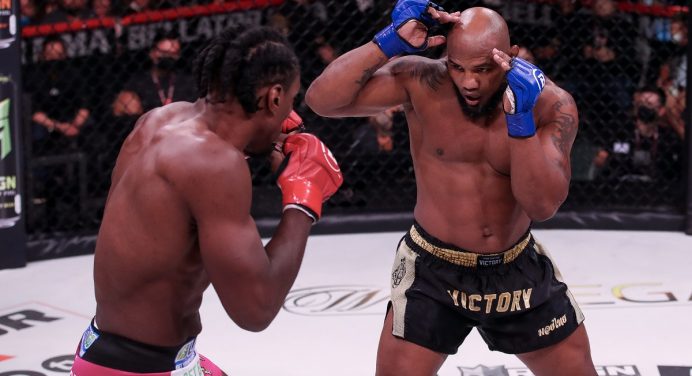 Mesmo com derrota para Davis, Yoel Romero recebe maior salário do Bellator 266