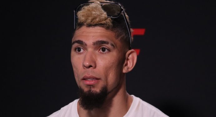 Johnny Walker revela que testou positivo para Covid-19 pela segunda vez