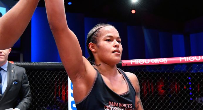 Brasileira rouba a cena no Contender Series e conquista contrato com o UFC