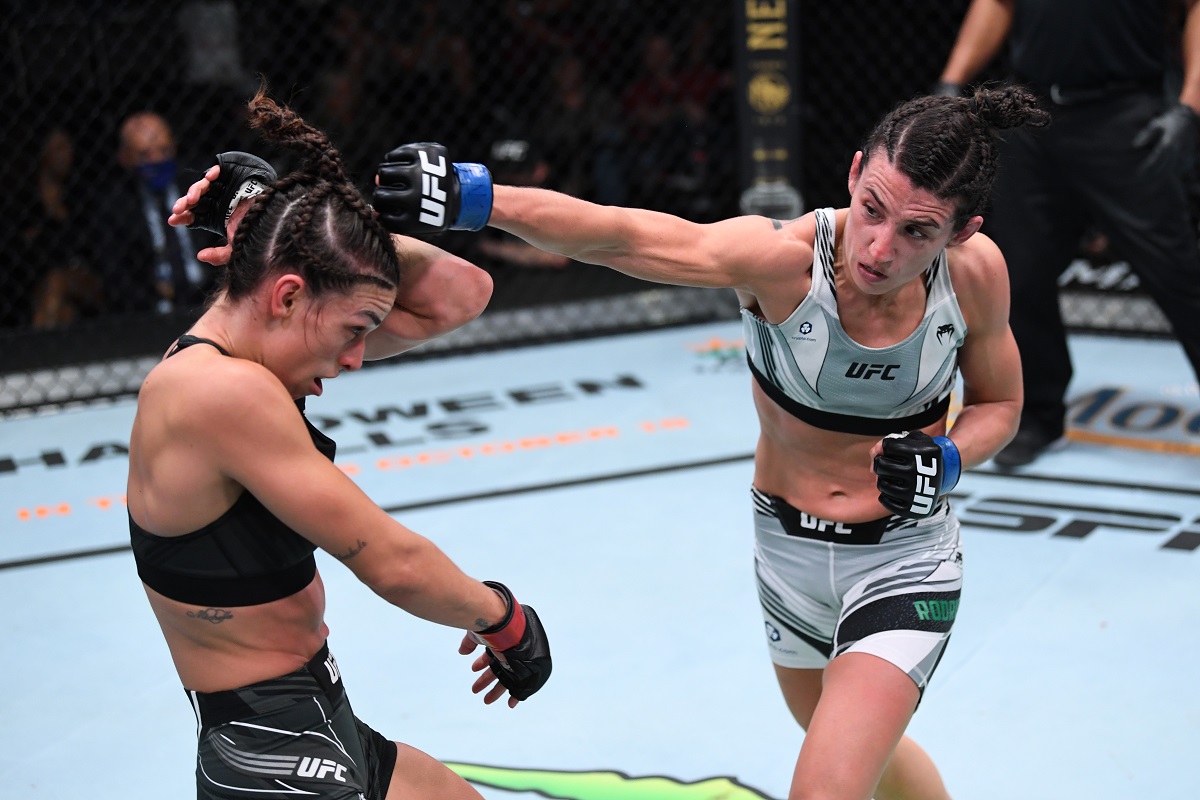 Marina Rodriguez vence Mackenzie Dern por pontos na luta principal do UFC Vegas 39