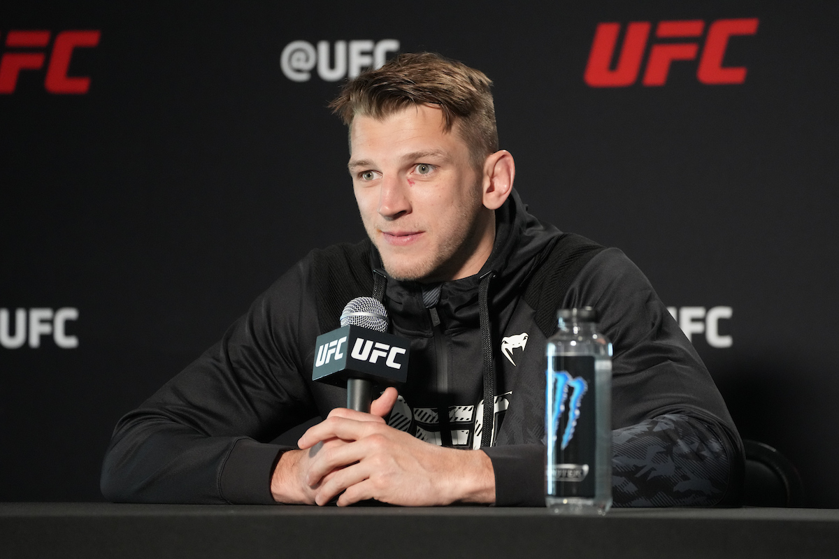 Dan Hooker admite culpa por lesão que o tirou do UFC Austin: “Assumi o risco”