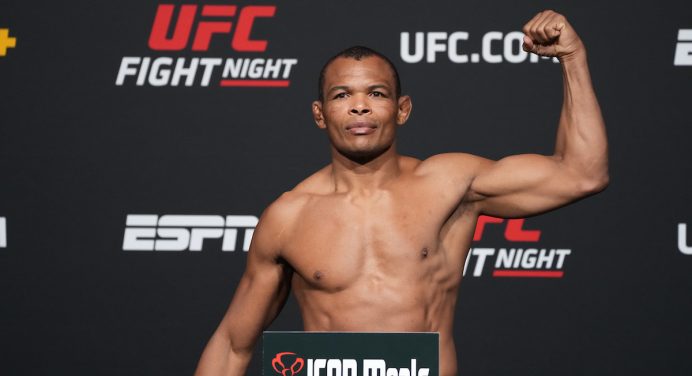 ‘Massaranduba’ elogia qualidade de adversário na trocação, mas avisa: “Me garanto”