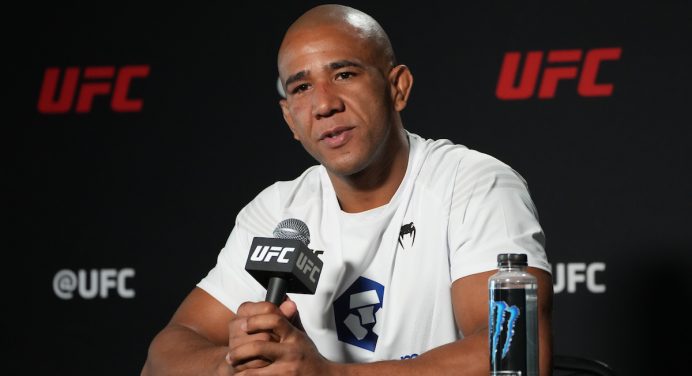 De olho no ranking, Gregory Robocop mira luta contra Borrachinha: “Hora dele já foi”