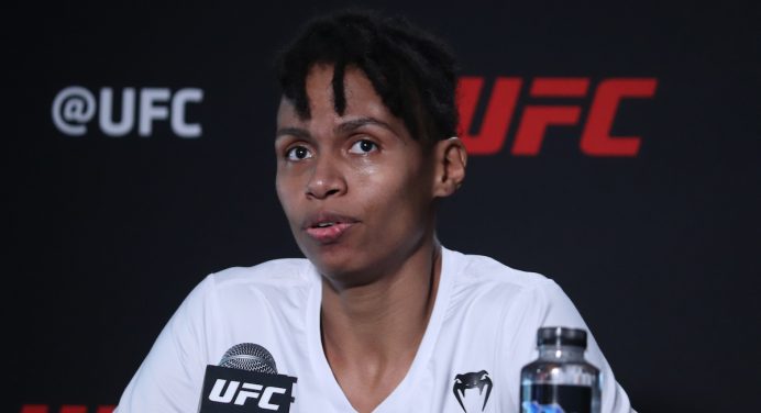 Luana Dread revela bastidores de falha na pesagem do UFC Vegas 85