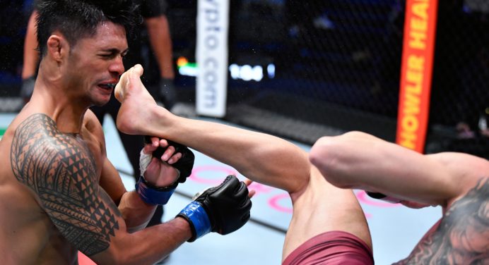 Brasileiro aplica nocaute inédito no ‘Contender’, mas não leva contrato do UFC; veja