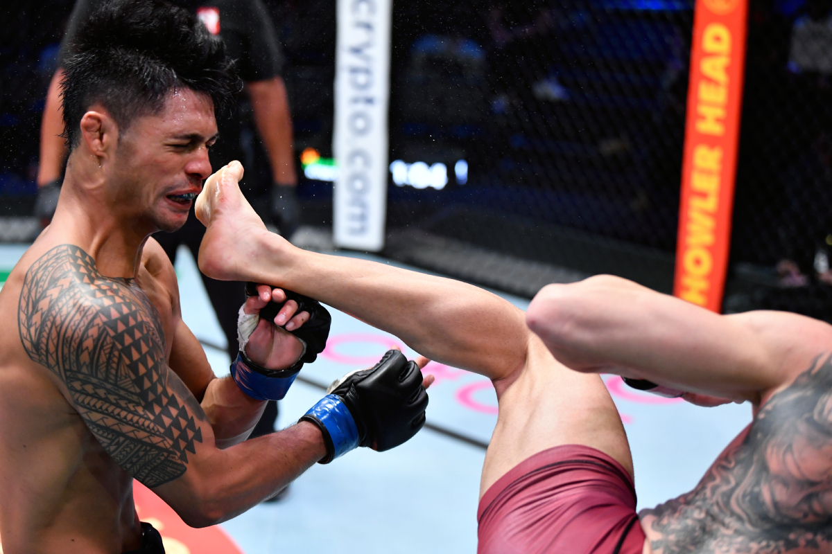 Brasileiro aplica nocaute inédito no ‘Contender’, mas não leva contrato do UFC; veja