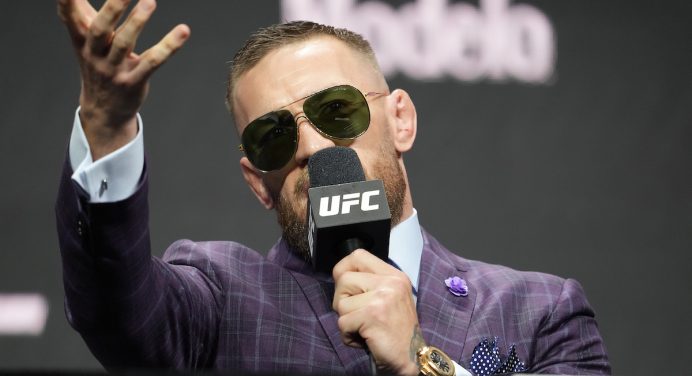 McGregor admite arrependimento por trair esposa, mas nega estupro: “Tudo consensual”
