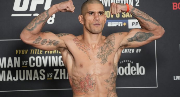 Alex ‘Poatan’ recebe bônus de R$ 277 mil após vitória por nocaute no UFC 268