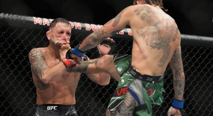 Autor de nocaute à la Anderson Silva, Marlon Vera celebra ‘sonho realizado’ no UFC 268