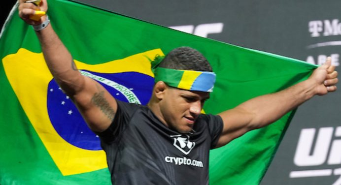 ‘Durinho’ reconhece qualidade de Chimaev e ignora ‘trash talk’: “Deixem ele falar”