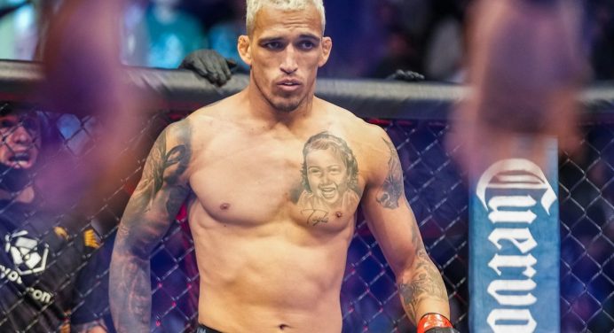 Khabib alfineta e diz que Makhachev montaria em Do Bronx como se fosse um cavalo