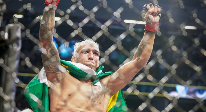Campeão dos leves do UFC, ‘Do Bronx’ aceita desafio feito por McGregor: “Estou pronto”