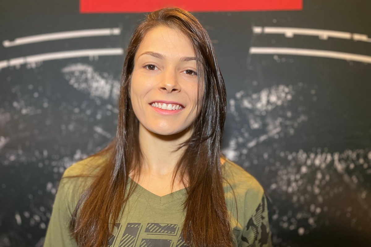 Melissa Gatto mostra confiança para luta contra veterana no UFC: “Jogo casa”