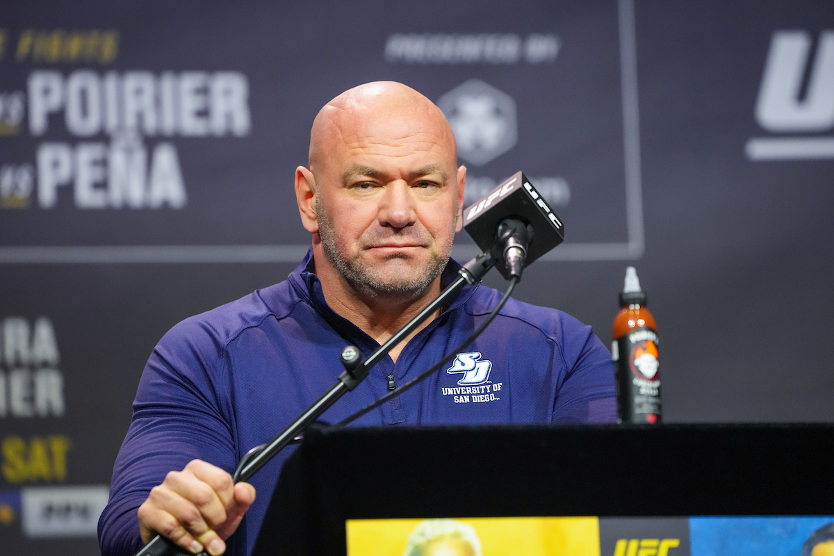 Dana eleva o tom após ser desafiado por Jake Paul a mudar política salarial do UFC