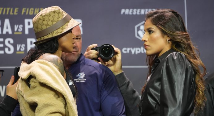 Amanda Nunes e Julianna Peña trocam provocações em coletiva do UFC 269