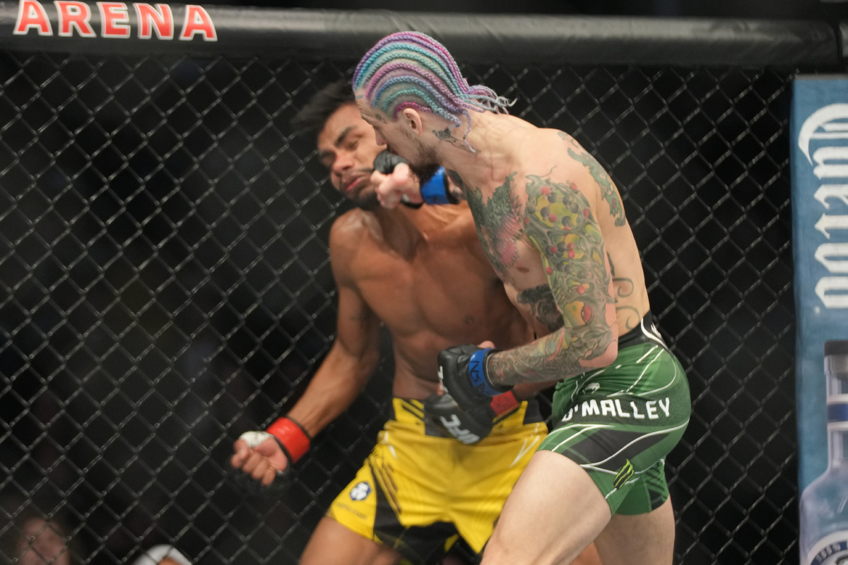 Sean O’Malley nocauteia Raulian Paiva no 1º round do UFC 269