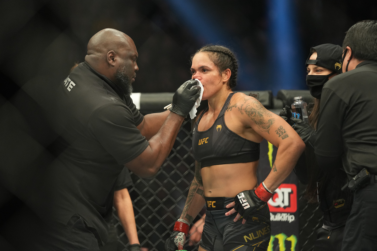 Sonnen afirma que Amanda desistiu mentalmente em duelo contra Peña no UFC 269