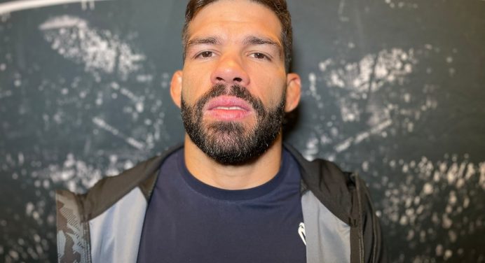 Assunção nega pressão por risco de demissão e cita plano para se recuperar no UFC