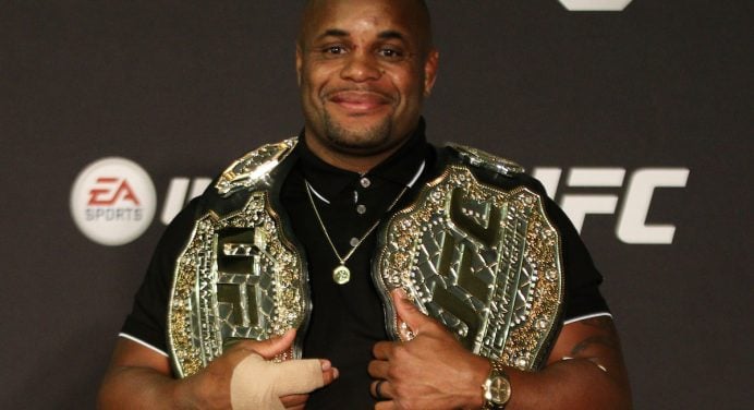 UFC anuncia ex-campeão Daniel Cormier como novo membro do Hall da Fama