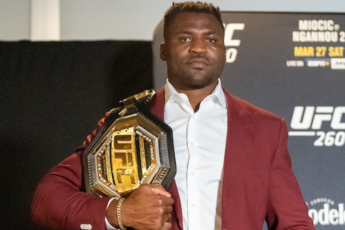 Ngannou revela condições para renovar com UFC: “Não vou lutar por US$ 500 mil”