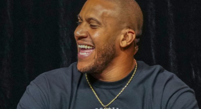 Treinador garante que luta entre Ciryl Gane e Jon Jones vai acontecer no UFC