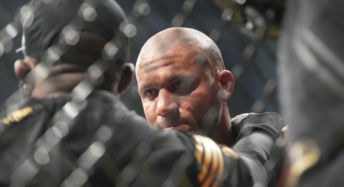 Ciryl Gane torce pela permanência de Ngannou no UFC: “Quero minha revanche”