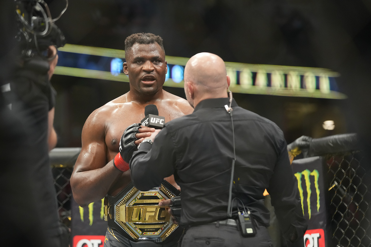 Francis Ngannou embolsa R$ 3,2 milhões e lidera lista de salários do UFC 270