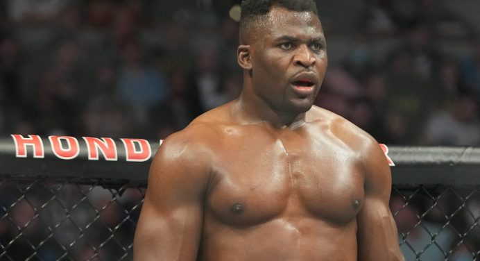 Ngannou quebra o silêncio sobre morte de filho de 15 meses com relato emocionante