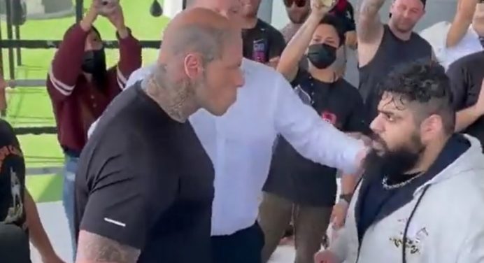 Hulk Iraniano leva a pior em encarada promocional para sua luta de boxe; veja