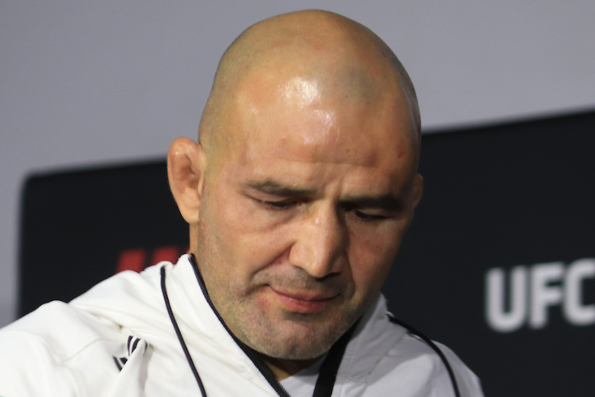 Primeira defesa de cinturão de Glover Teixeira é remarcada para o UFC 275 em junho