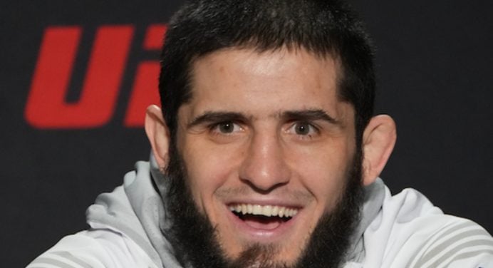 Campeão dos leves, Islam Makhachev zomba de Paddy Pimblett após provocação no UFC