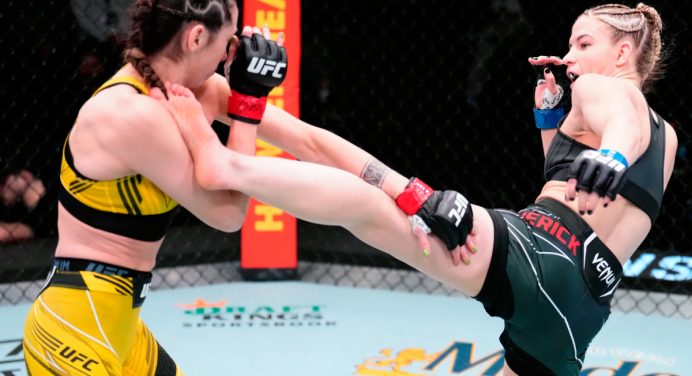 Mesmo com Glover no corner, promessa colombiana perde a 3ª seguida no UFC