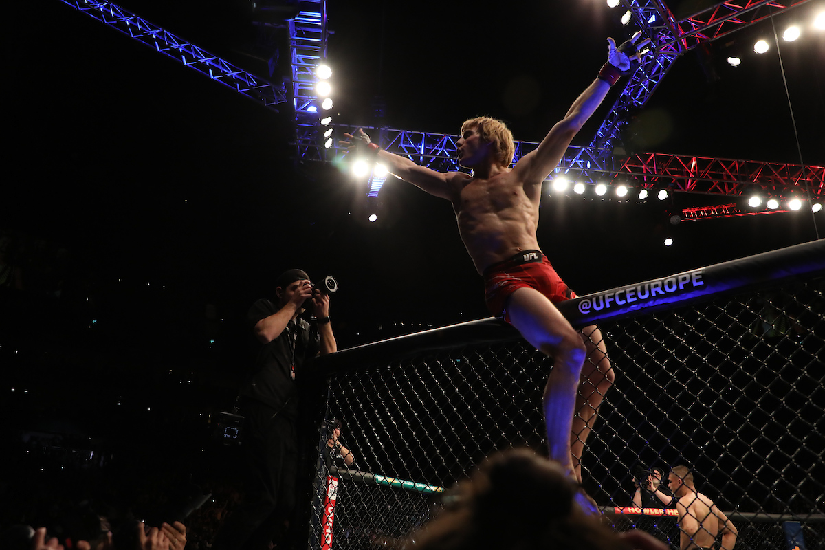 ‘Novo McGregor’, Paddy Pimblett leva susto, se recupera e vence a segunda no UFC
