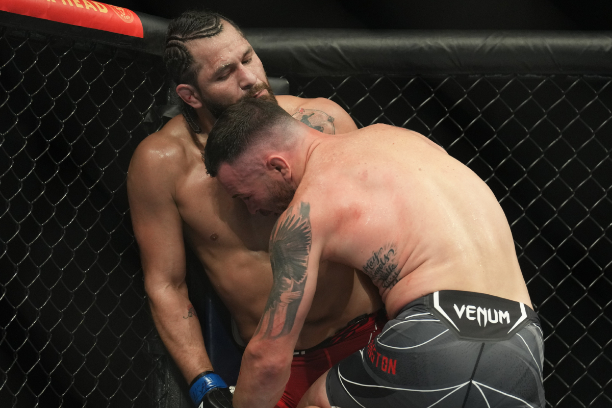 Dente quebrado e chance de prisão! Saiba dos detalhes da briga entre Masvidal e Colby