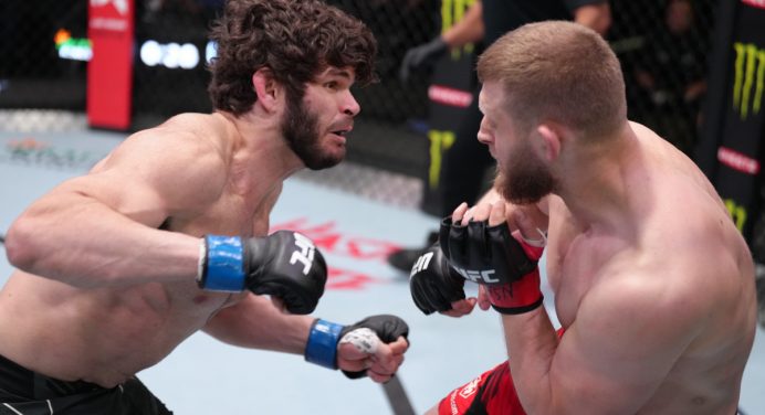 Philipe Lins vira luta contra Prachnio e vence pela primeira vez no UFC