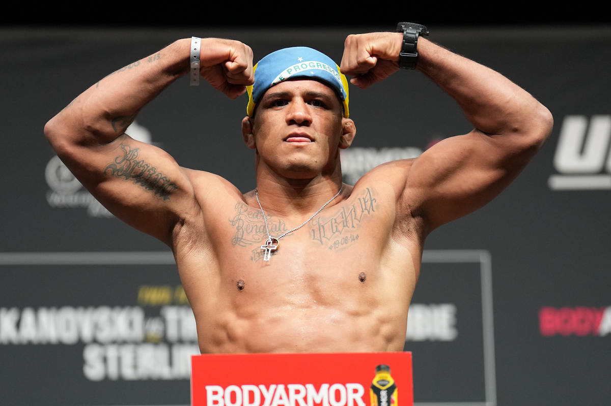 Durinho promete fazer “rebelião” por novo contrato com UFC se vencer Chimaev