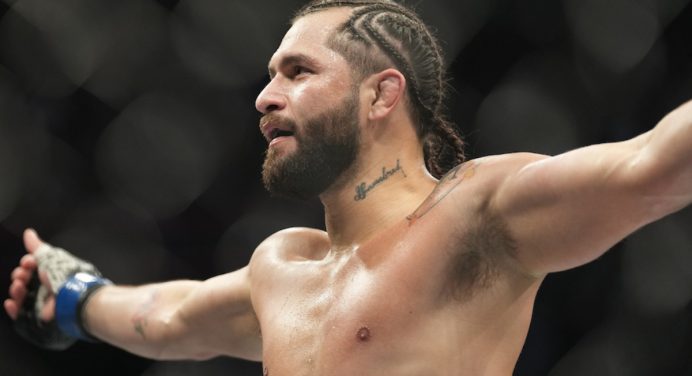 Jorge Masvidal descarta ideia de regra contra quedas em possível luta com Durinho