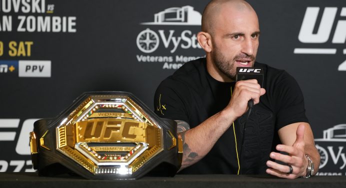 Volkanosvki avalia duelo com Makhachev: “Me colocar para baixo será uma problema”