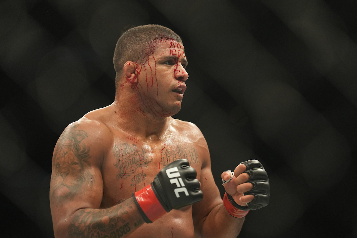 ‘Durinho’ promete volta por cima e busca incessante pelo título após revés no UFC 273