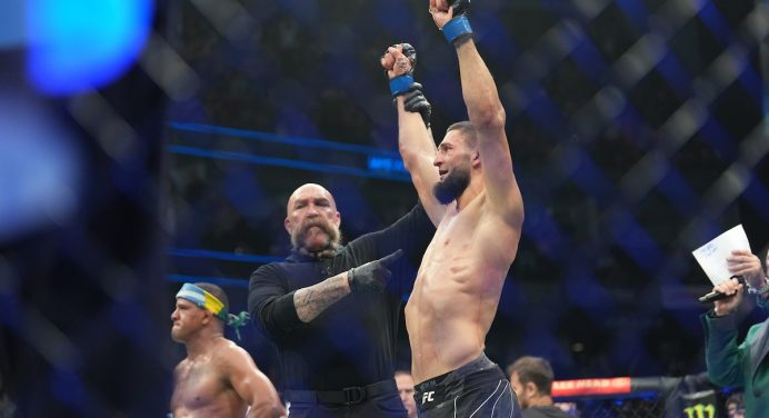 ‘Durinho’ e Chimaev protagonizam luta espetacular e russo leva a melhor no UFC 273