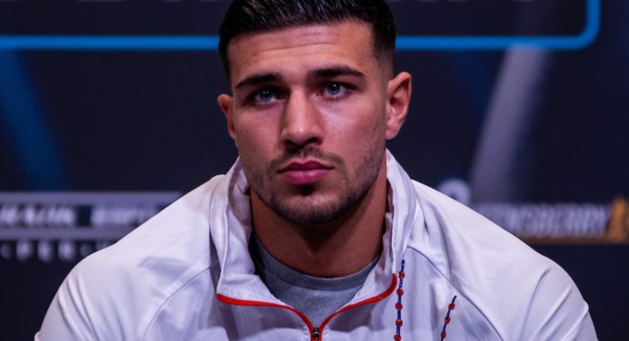 Tommy Fury promete nocautear Jake Paul em quatro rounds: “Vou arrancar a cabeça dele”