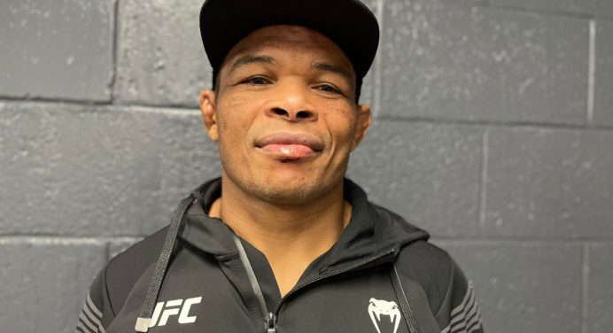 ‘Massaranduba’ destaca longevidade e revela plano de levar filho para ver sua luta