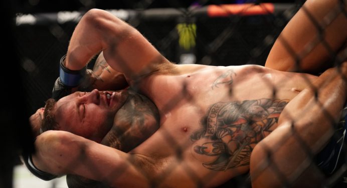 Rapper Drake perde R$ 2.1 milhões em aposta contra Charles do Bronx no UFC