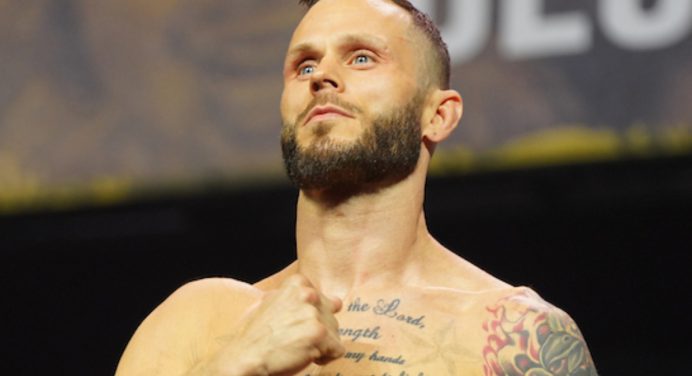 Lutador do UFC pede desculpa após ofender atletas brasileiros: “Não quero categorizar a nação”