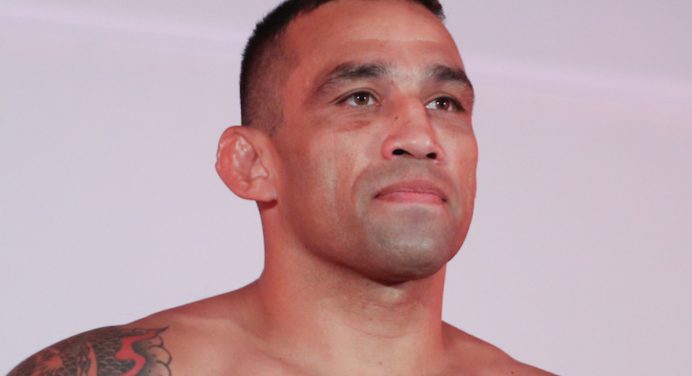 Fabrício Werdum anuncia retorno ao MMA e luta no PFL em novembro