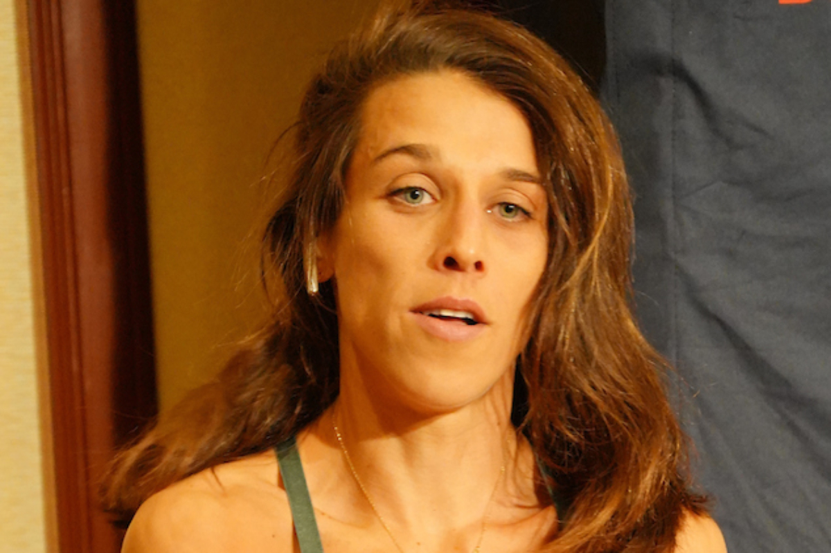 Joanna revela que renovou com o UFC sob a condição de estar próxima do ‘title shot’