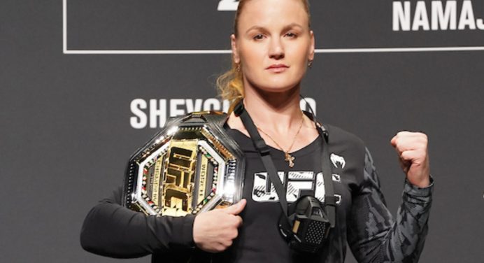 Valentina defende vitória justa contra Taila Santos no UFC e revela diferencial