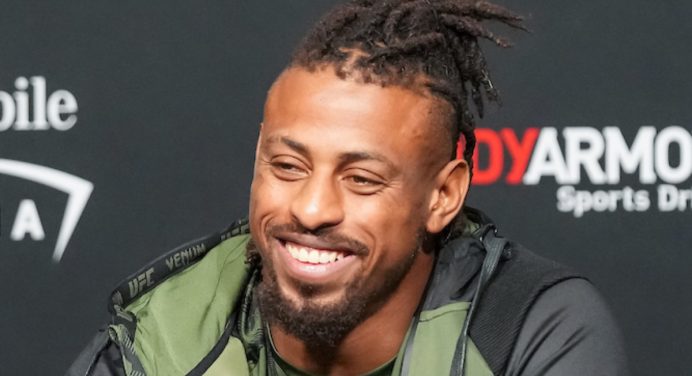 Substituto de Belfort, Hardy vence duelo contra filho de ex-campeão mundial de boxe