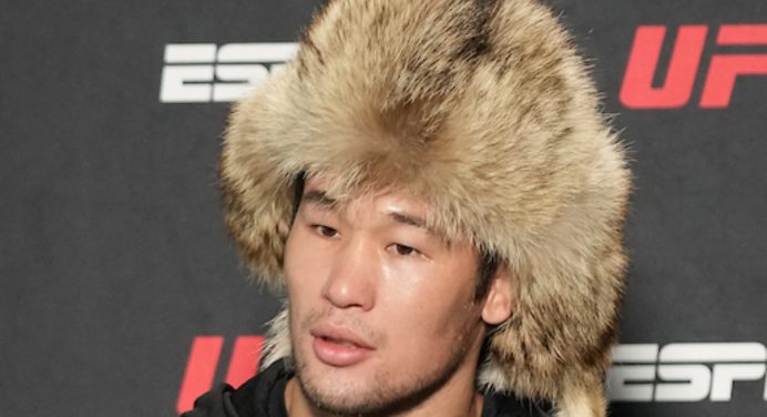 Rakhmonov promete ser campeão e desafia grandes nomes após impressionar no UFC